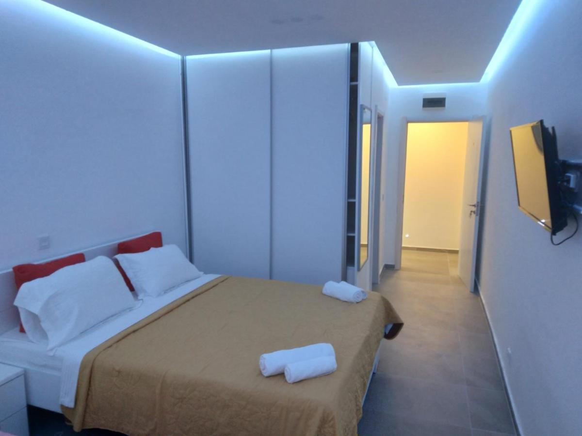 La Vie Apartment