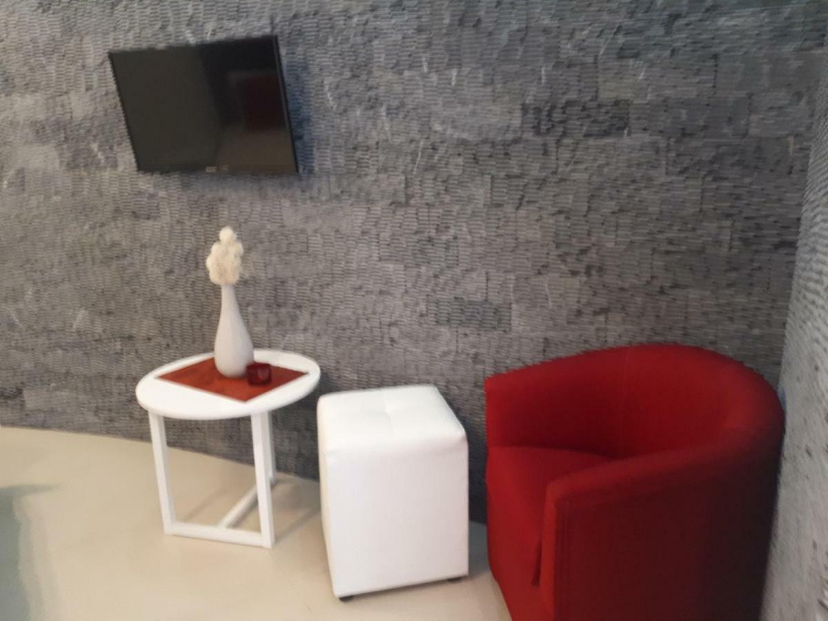 La Vie Apartment